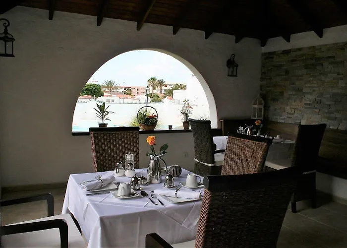 Feriested Birdcage Gay Men And Lifestyle (adults Only)