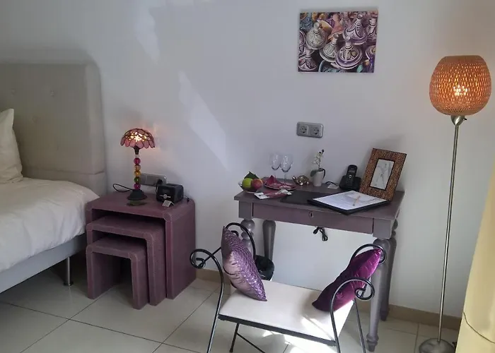 Feriested Birdcage Gay Men And Lifestyle (adults Only)