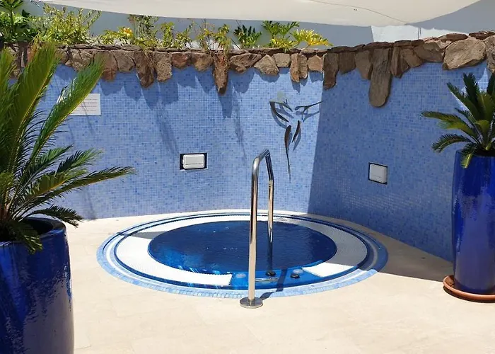 Birdcage Gay Men And Lifestyle (adults Only) Feriested Playa del Inglés