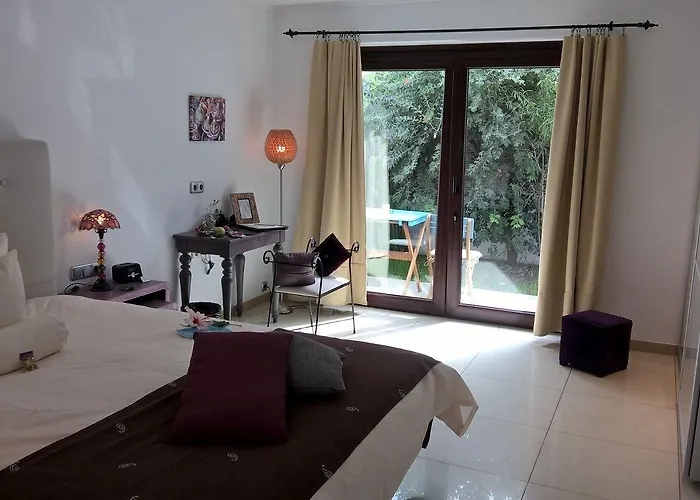 Birdcage Gay Men And Lifestyle (adults Only) Курортний комплекс