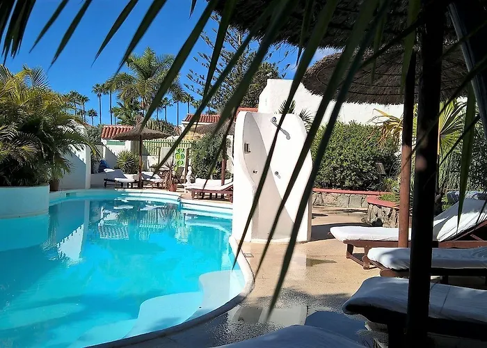 Курортний комплекс Birdcage Gay Men And Lifestyle (adults Only)