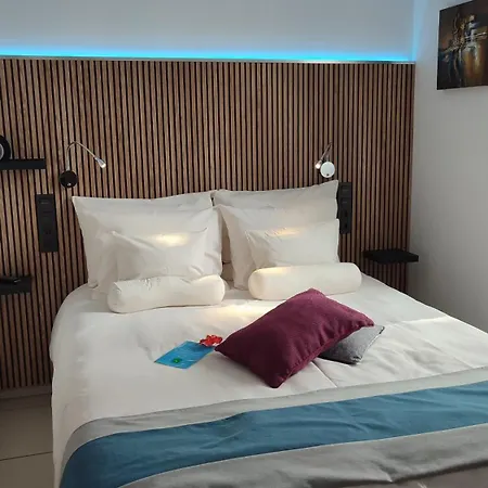 Birdcage Gay Men And Lifestyle (adults Only) Semesteranläggning (resort) 4*