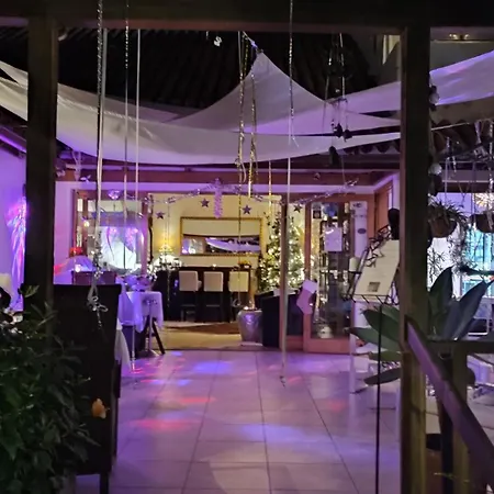 Semesteranläggning (resort) Birdcage Gay Men And Lifestyle (adults Only)