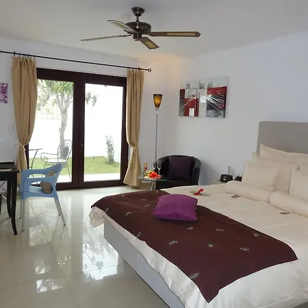 Θέρετρο Birdcage Gay Men And Lifestyle (adults Only)