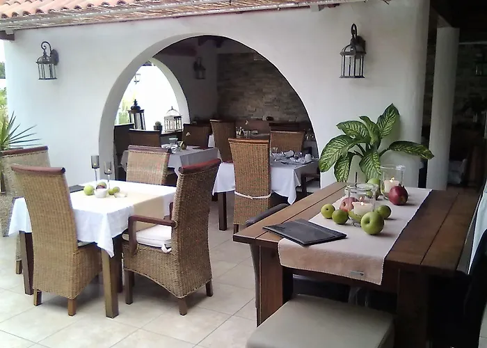 Birdcage Gay Men And Lifestyle (adults Only) Semesteranläggning (resort)