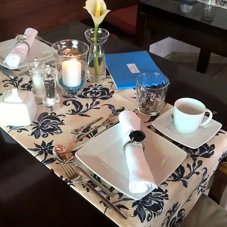 Birdcage Gay Men And Lifestyle (adults Only)