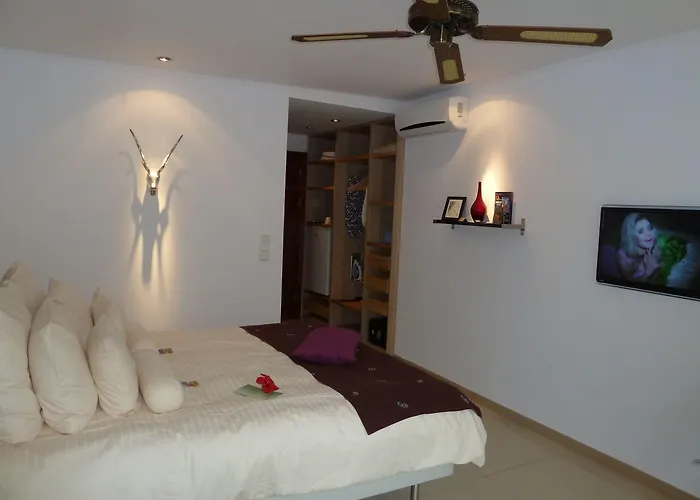 Birdcage Gay Men And Lifestyle (adults Only) Resort 4*