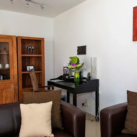 Birdcage Gay Men And Lifestyle (adults Only) 4*