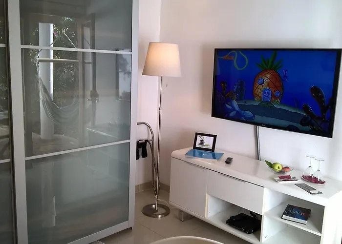 Birdcage Gay Men And Lifestyle (adults Only) Resort 4*